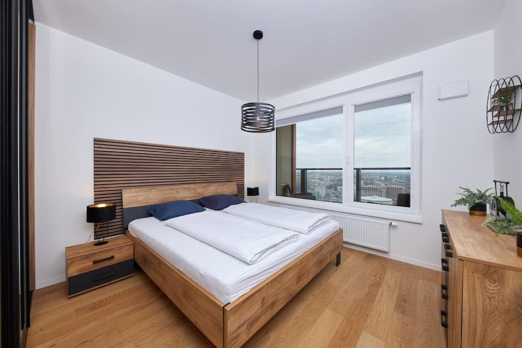 5Min2Centre, View & Free Parking Apartment Bratislava Exterior foto